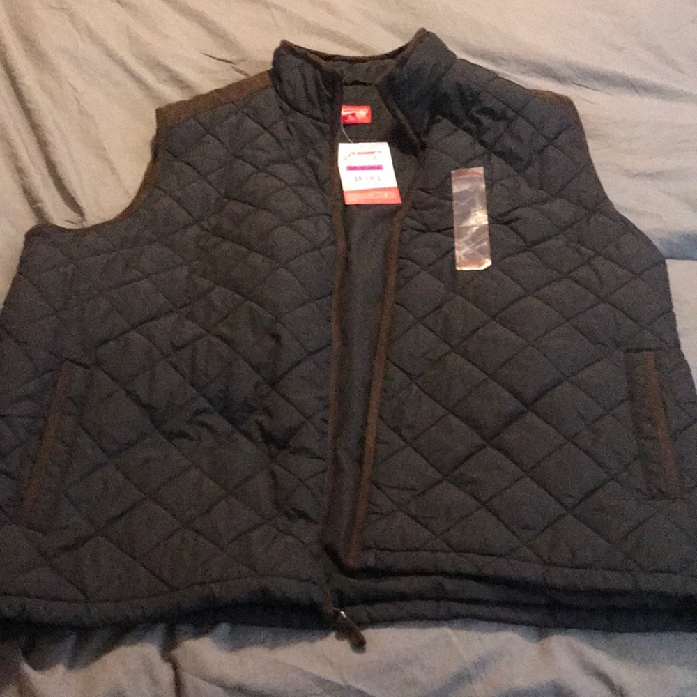 Coleman vest - new condition 2xl